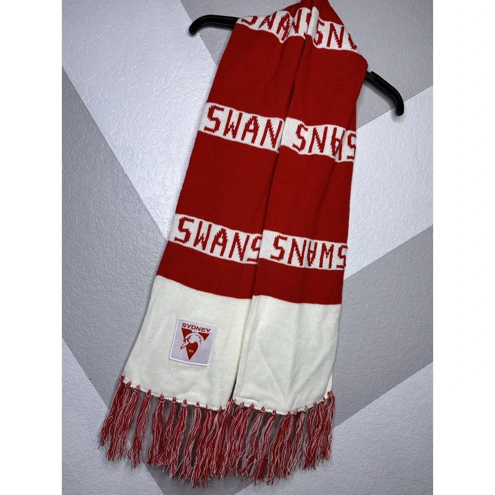 Sekem Sydney Swans AFL Knit Scarf Red White Fringe Football Supporter Banner